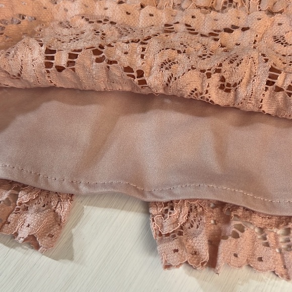 Zara Basic Collections Lace stretch midi Skirt - size XS pencil black label - Picture 12 of 12